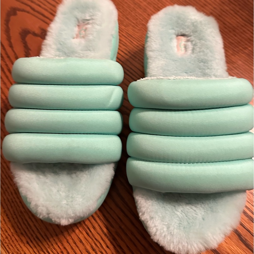 Ugg Slides - image 1